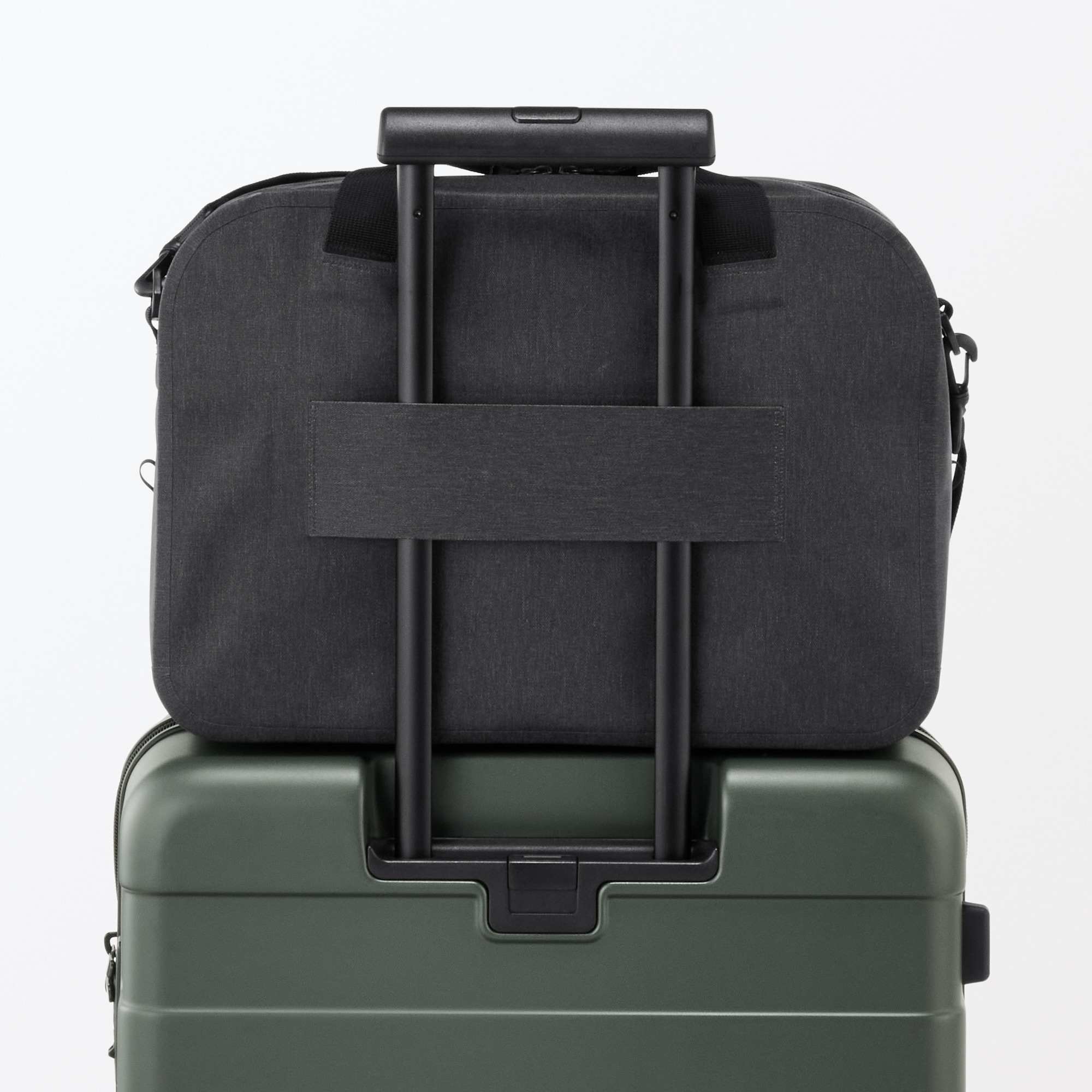 耐水生地を使った　ウェルダーボストンバッグ