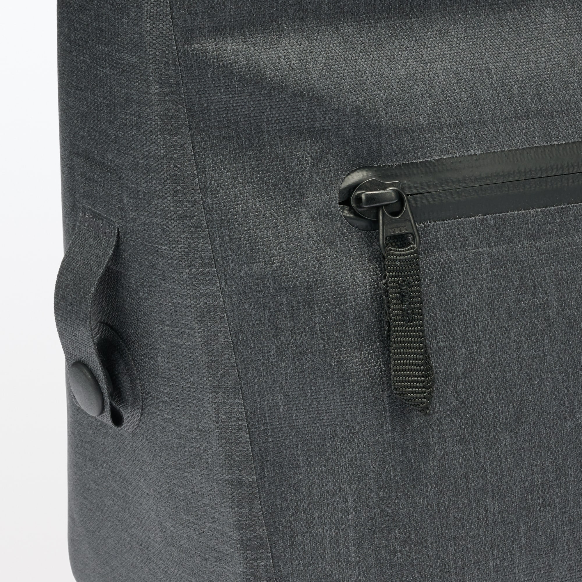 耐水生地を使った　ウェルダーショルダーバッグ