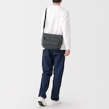 耐水生地を使った　ウェルダーショルダーバッグ