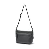 耐水生地を使った　ウェルダーショルダーバッグ