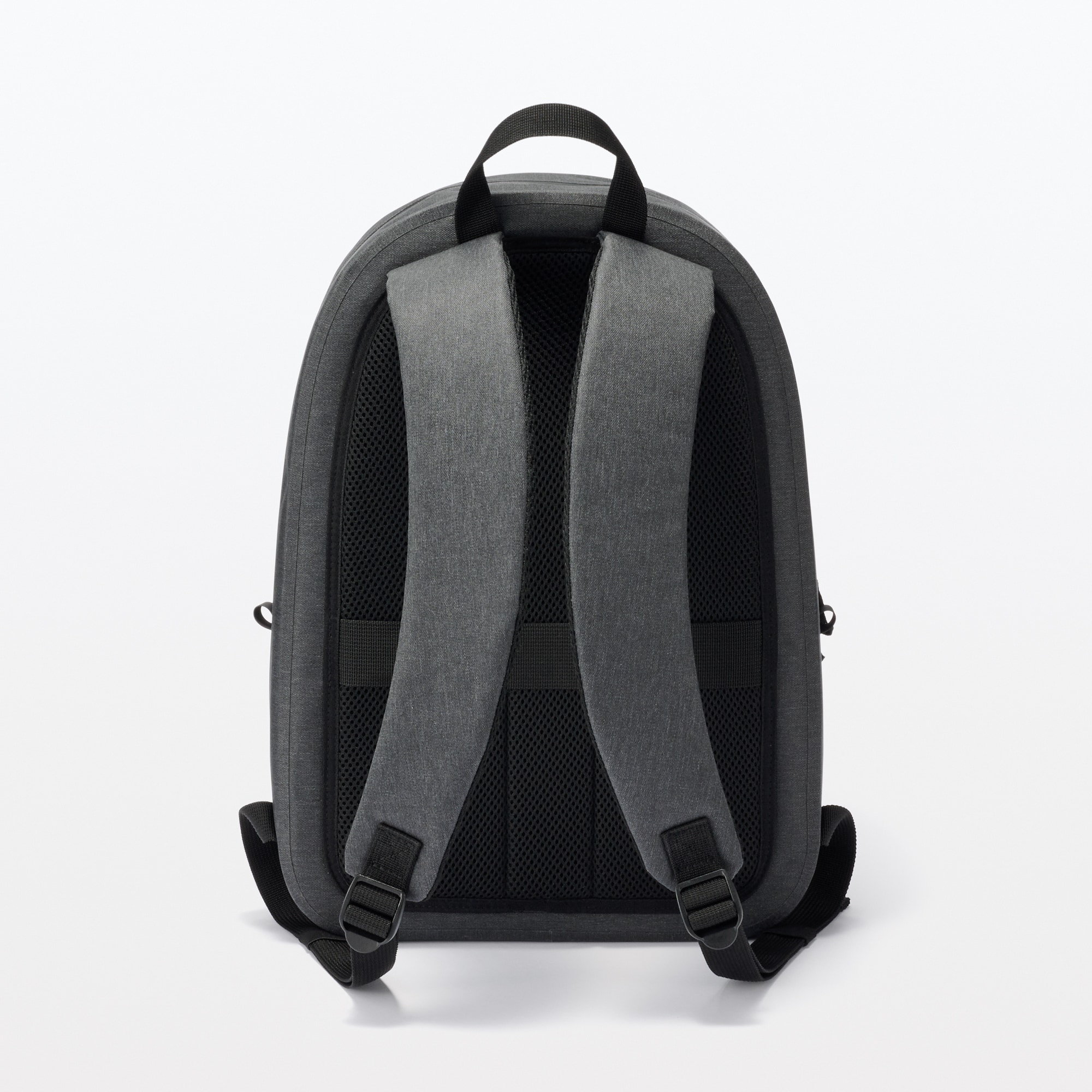 耐水生地を使った　ウェルダーリュックサック