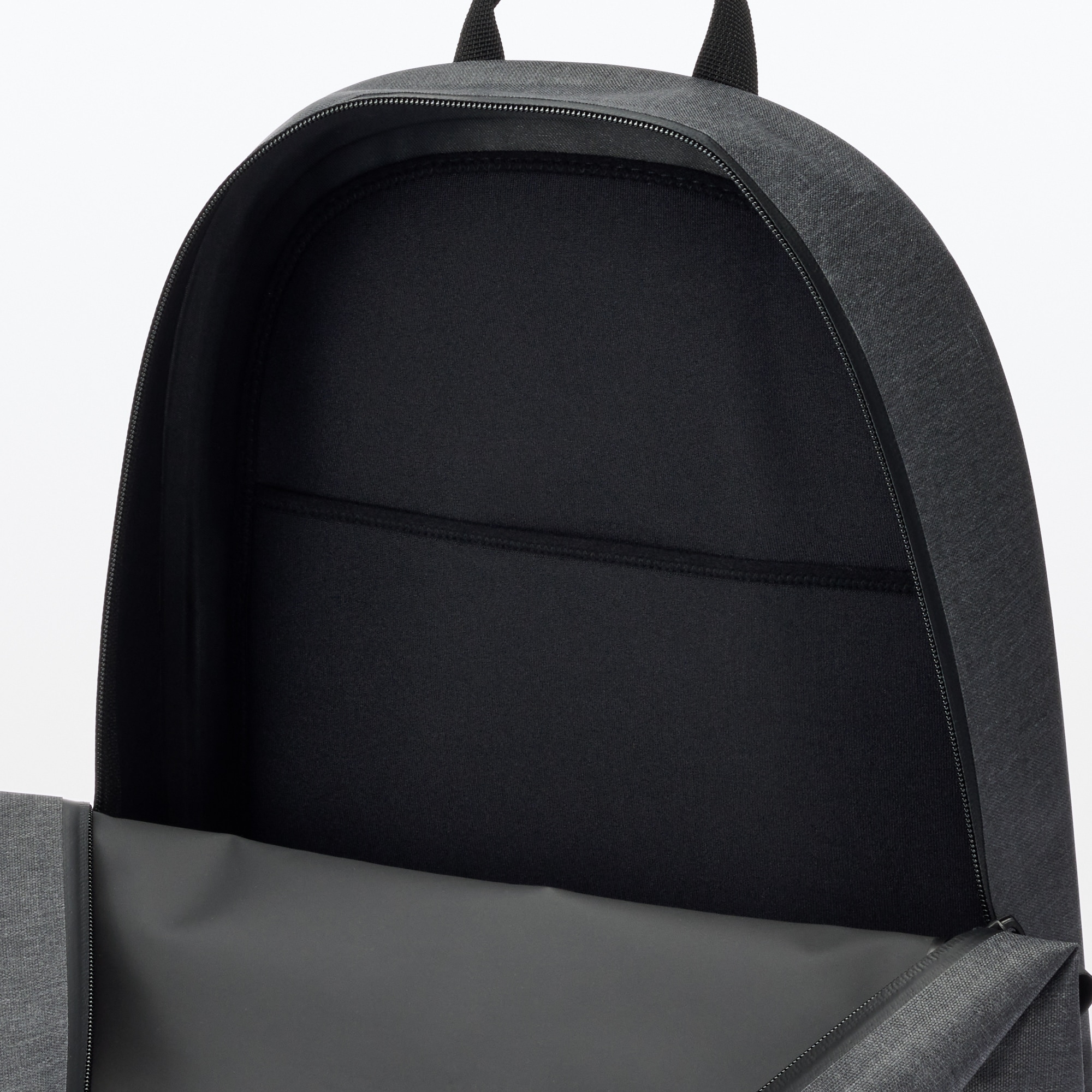 耐水生地を使った　ウェルダーリュックサック