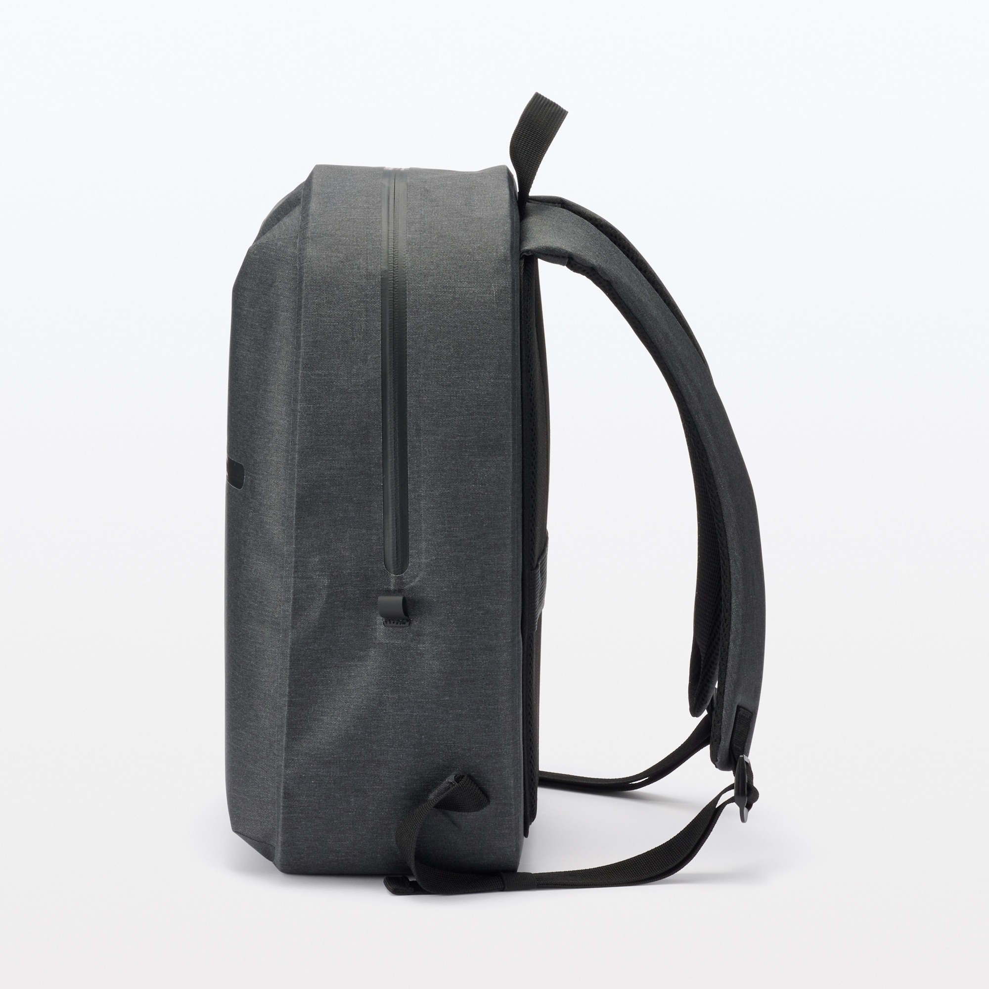 耐水生地を使った　ウェルダーリュックサック