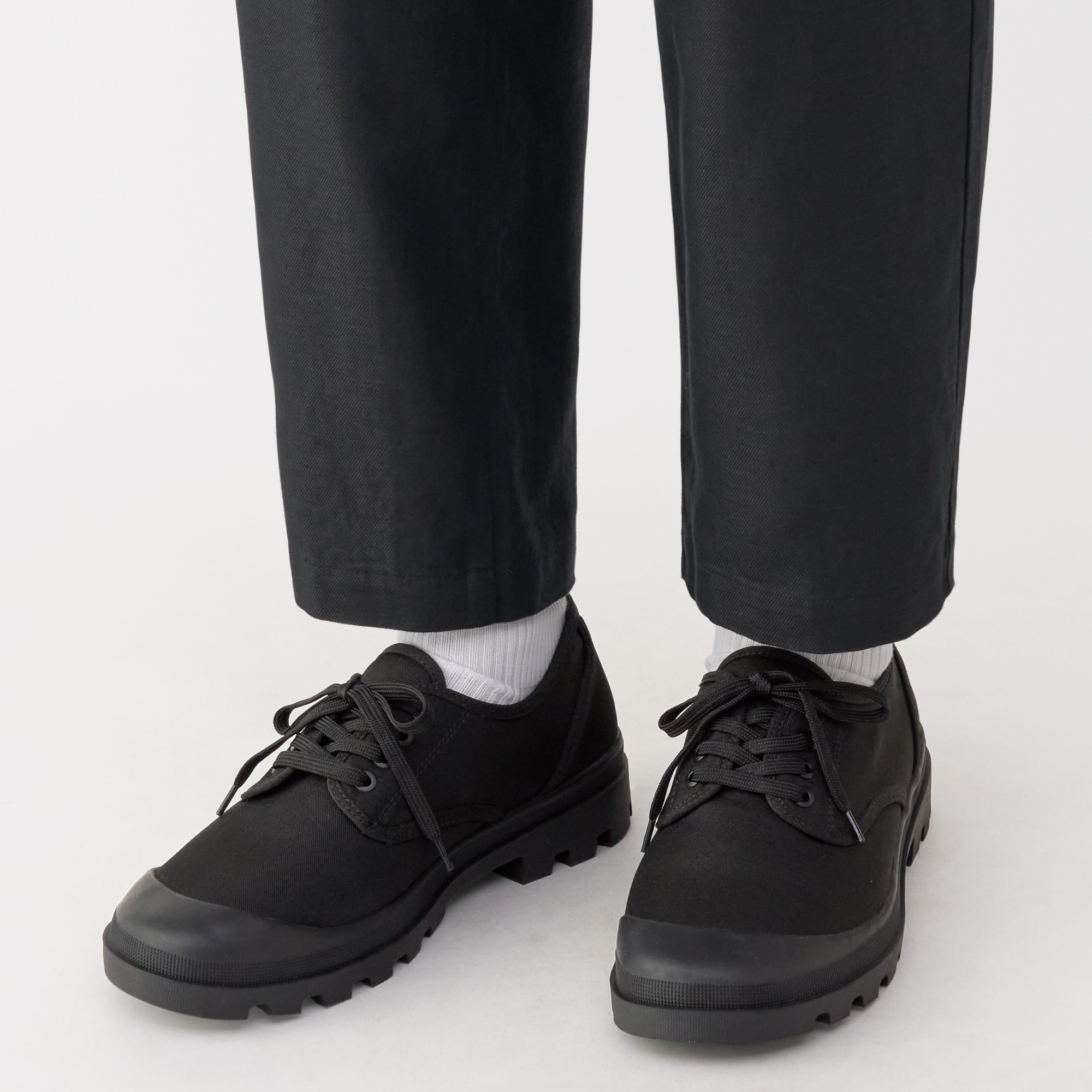 紳士　柔らかい中敷を使用した　撥水タンクソールシューズ