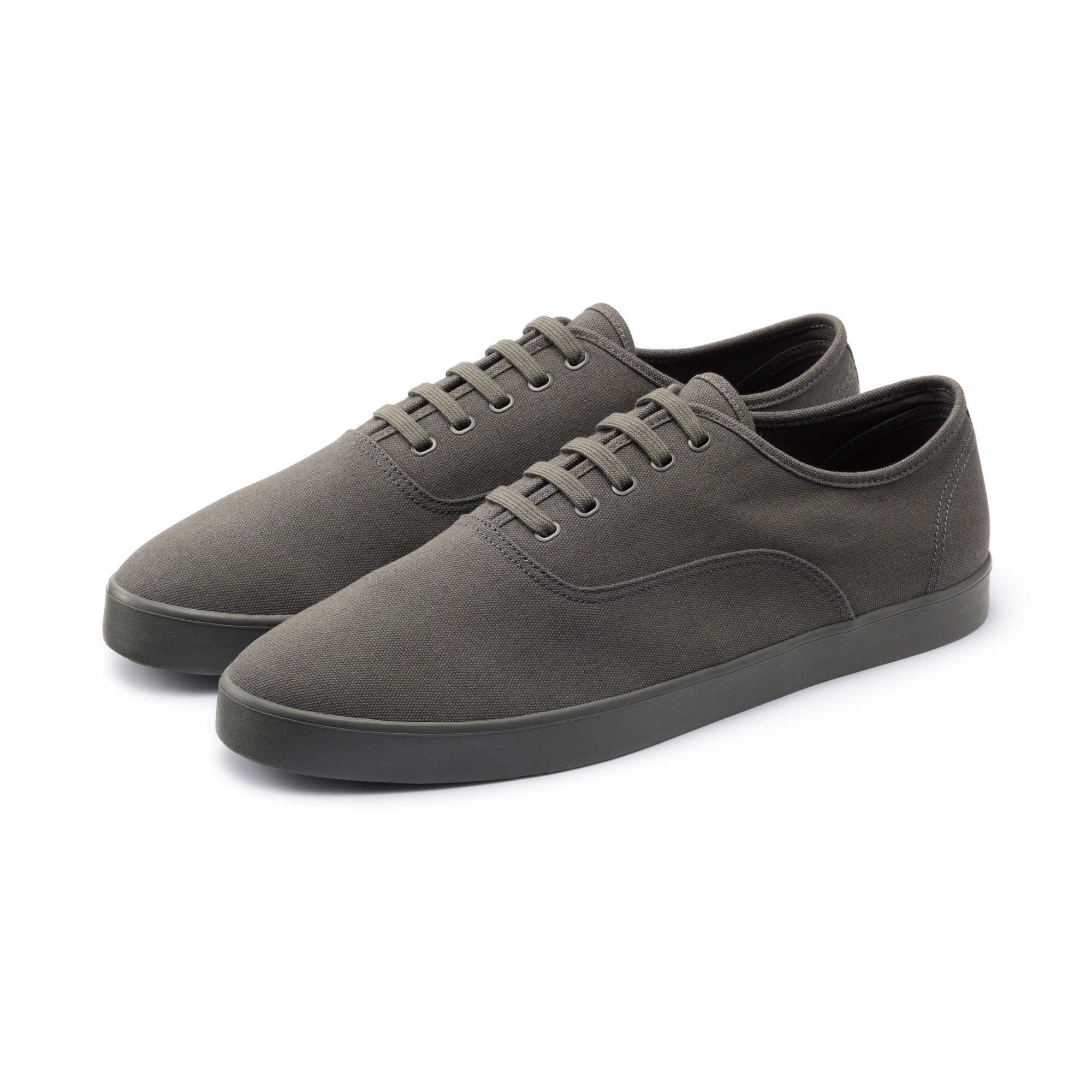 紳士　柔らかい中敷を使用した　撥水キャンバススニーカー