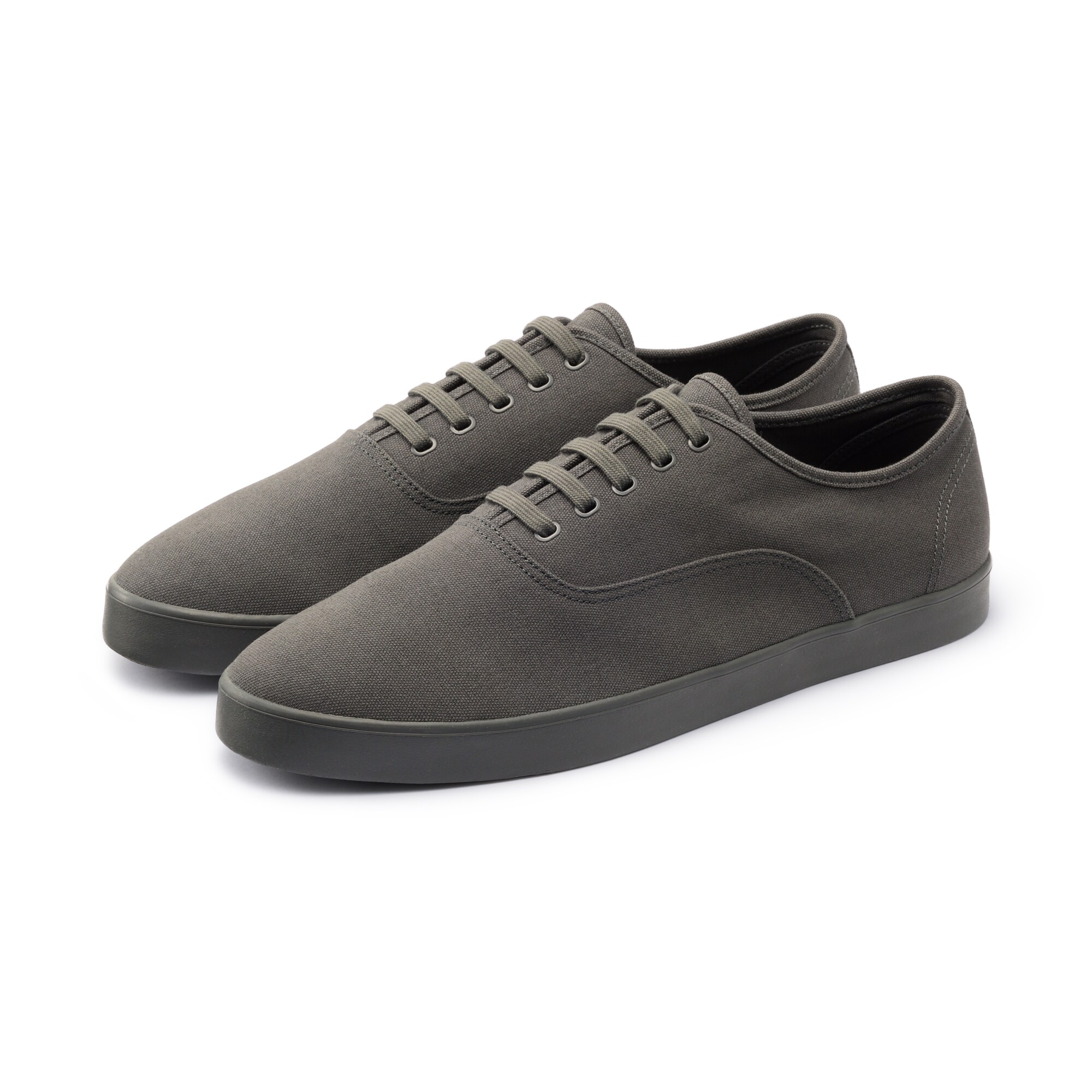 紳士　柔らかい中敷を使用した　撥水キャンバススニーカー