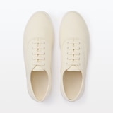 婦人　柔らかい中敷を使用した　撥水キャンバススニーカー