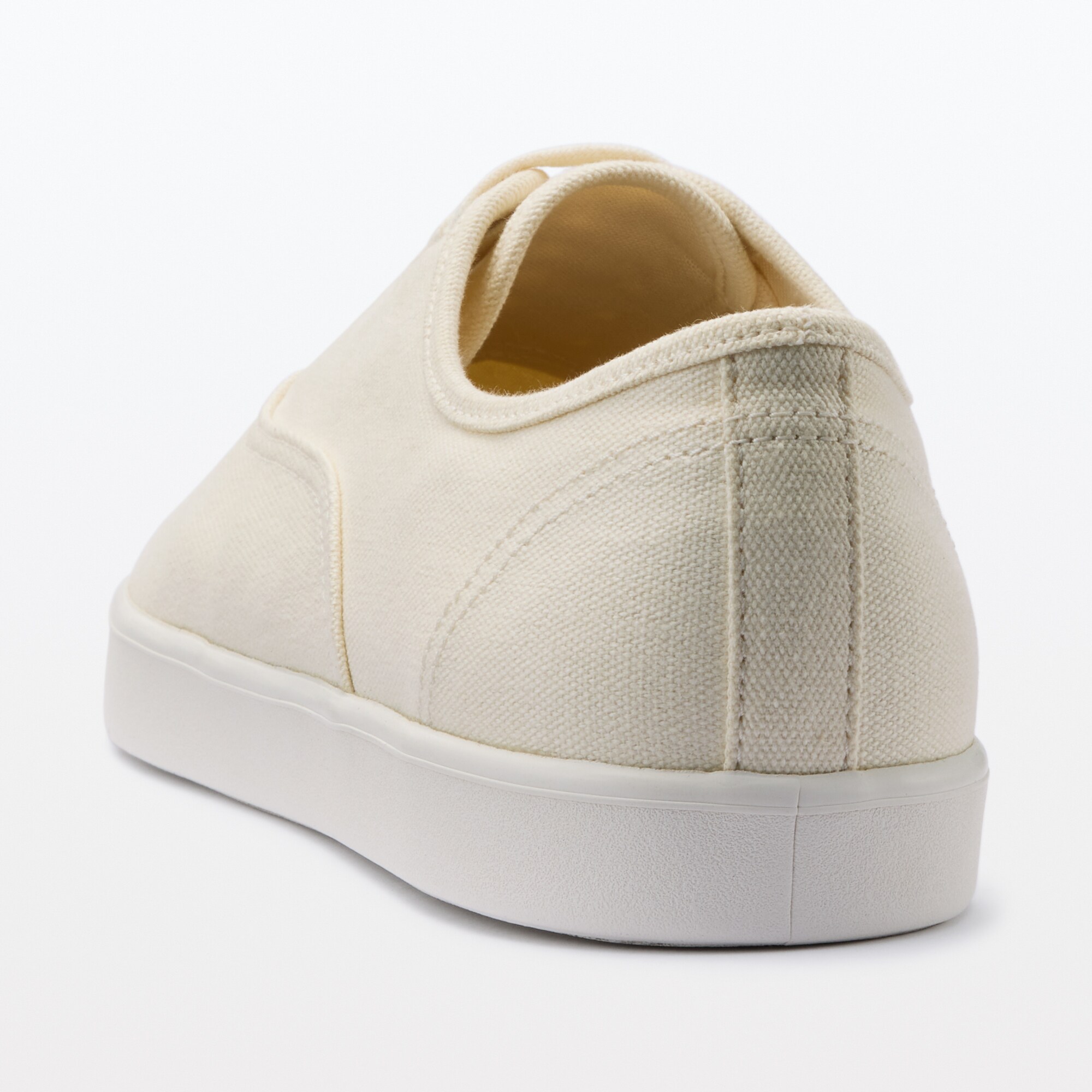 婦人　柔らかい中敷を使用した　撥水キャンバススニーカー