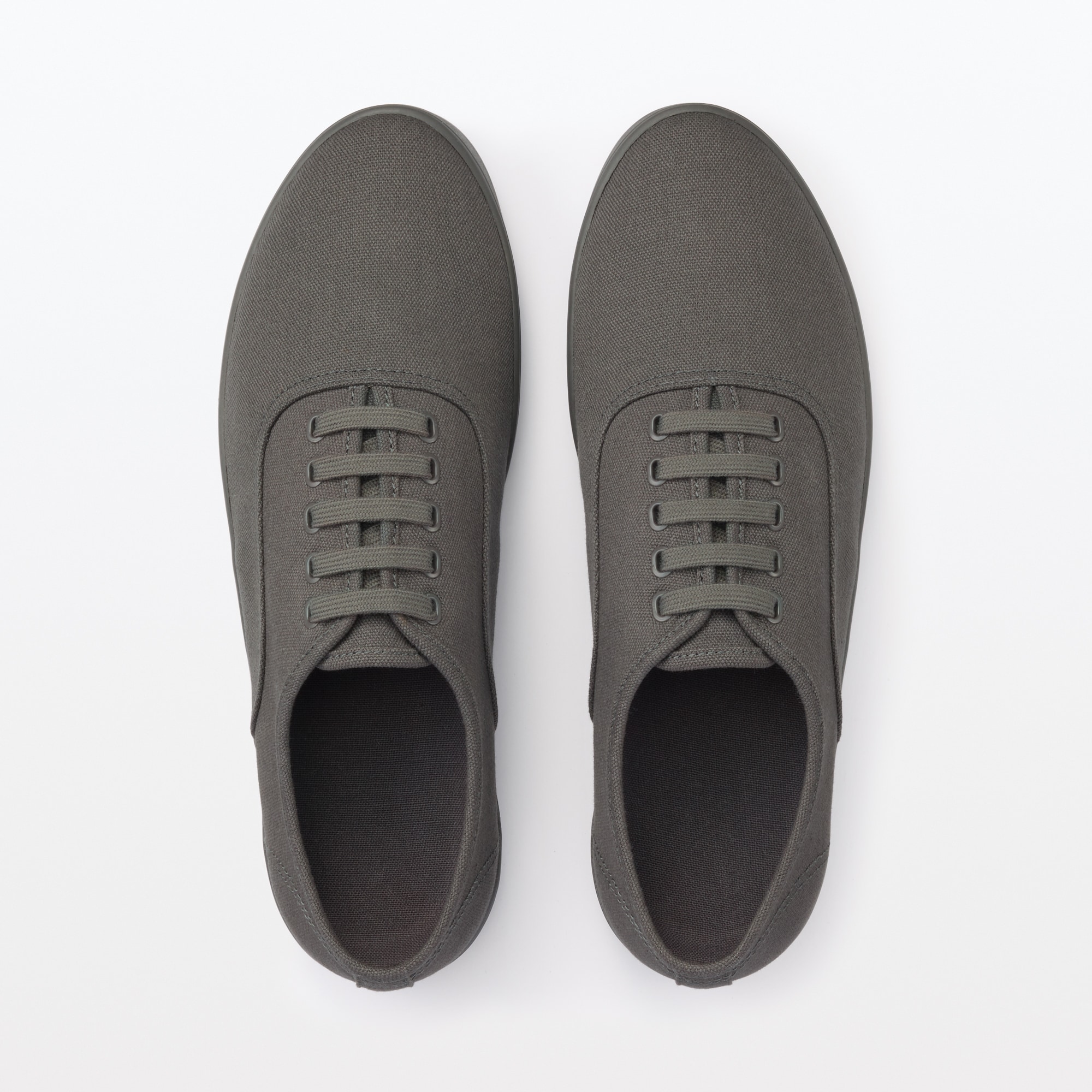 婦人　柔らかい中敷を使用した　撥水キャンバススニーカー