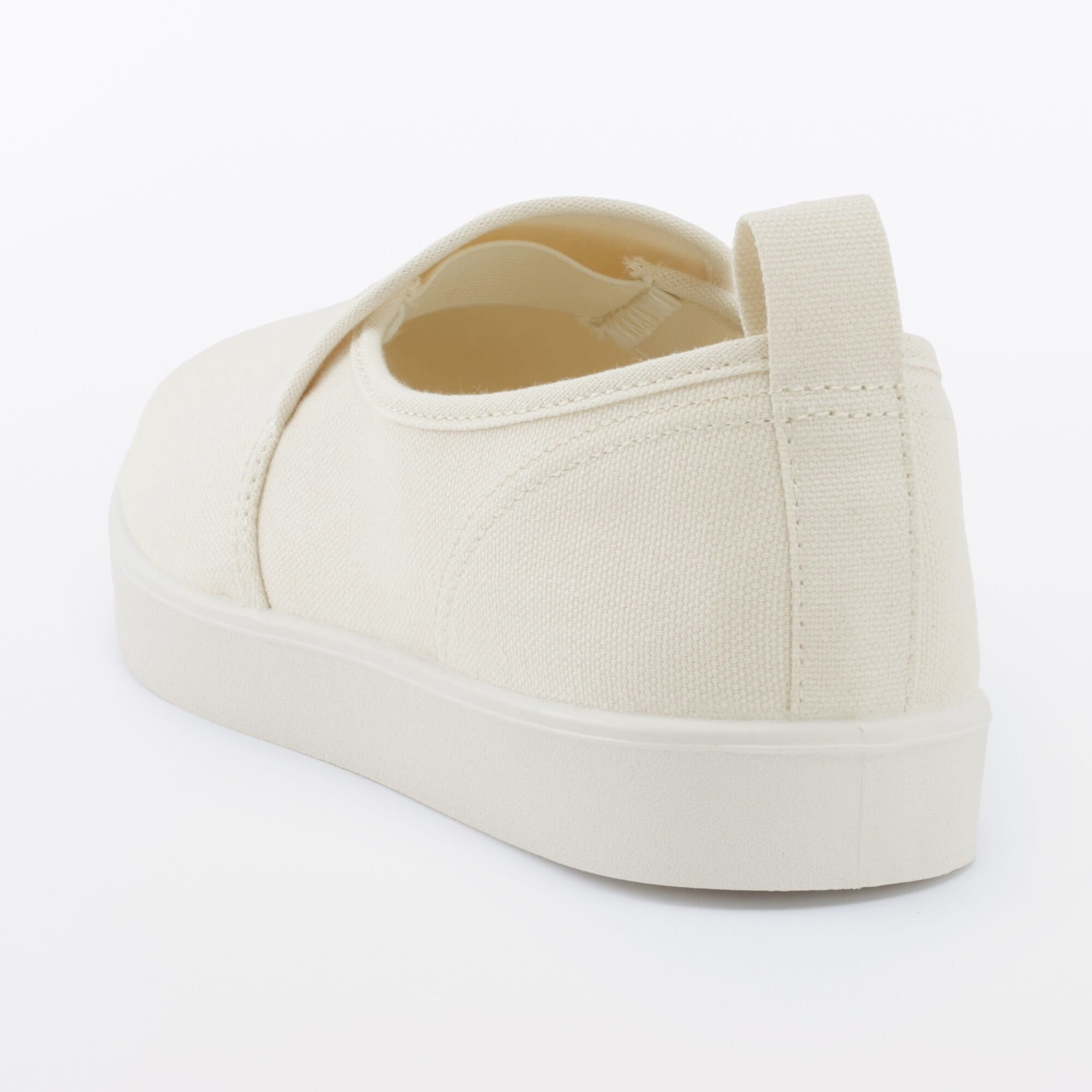 婦人　柔らかい中敷を使用した　撥水スリッポンスニーカー