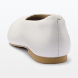 婦人　疲れにくい　レザー深履きシューズ