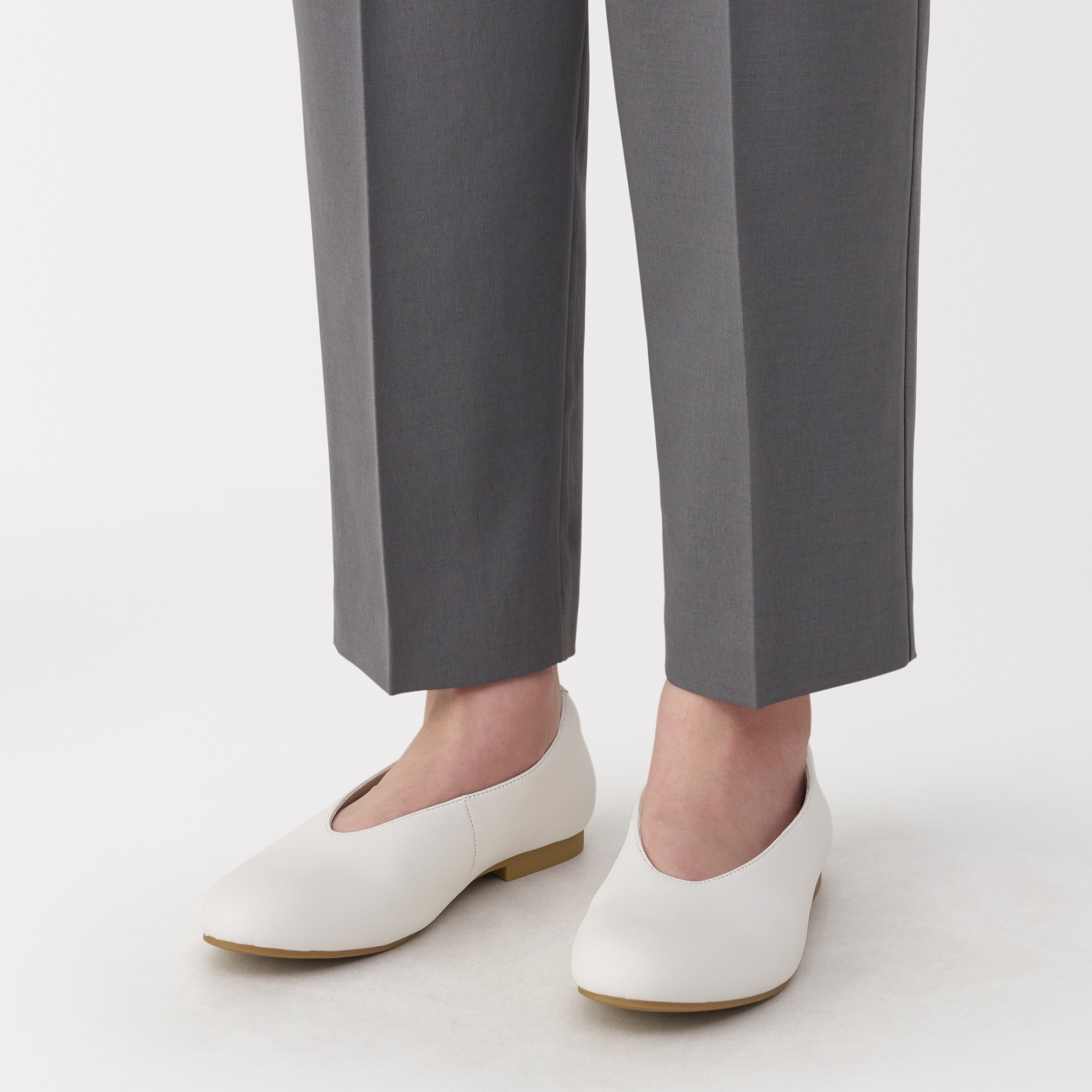 婦人　疲れにくい　レザー深履きシューズ