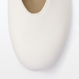 婦人　疲れにくい　レザー深履きシューズ