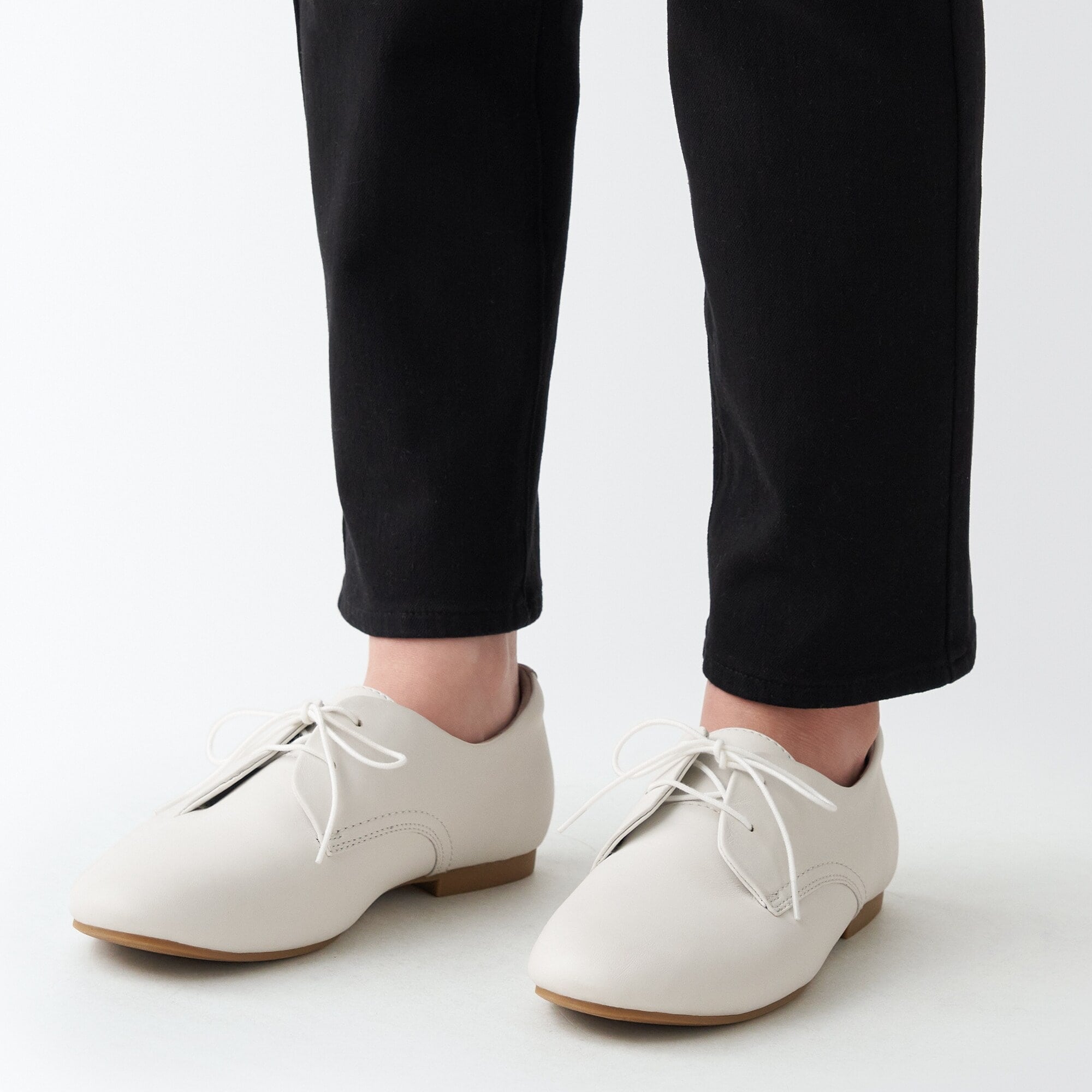 婦人　疲れにくい　レザーシューズ