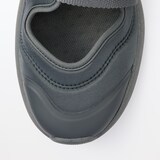 スニーカーサンダル