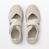 スニーカーサンダル