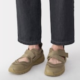 スニーカーサンダル