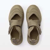 スニーカーサンダル