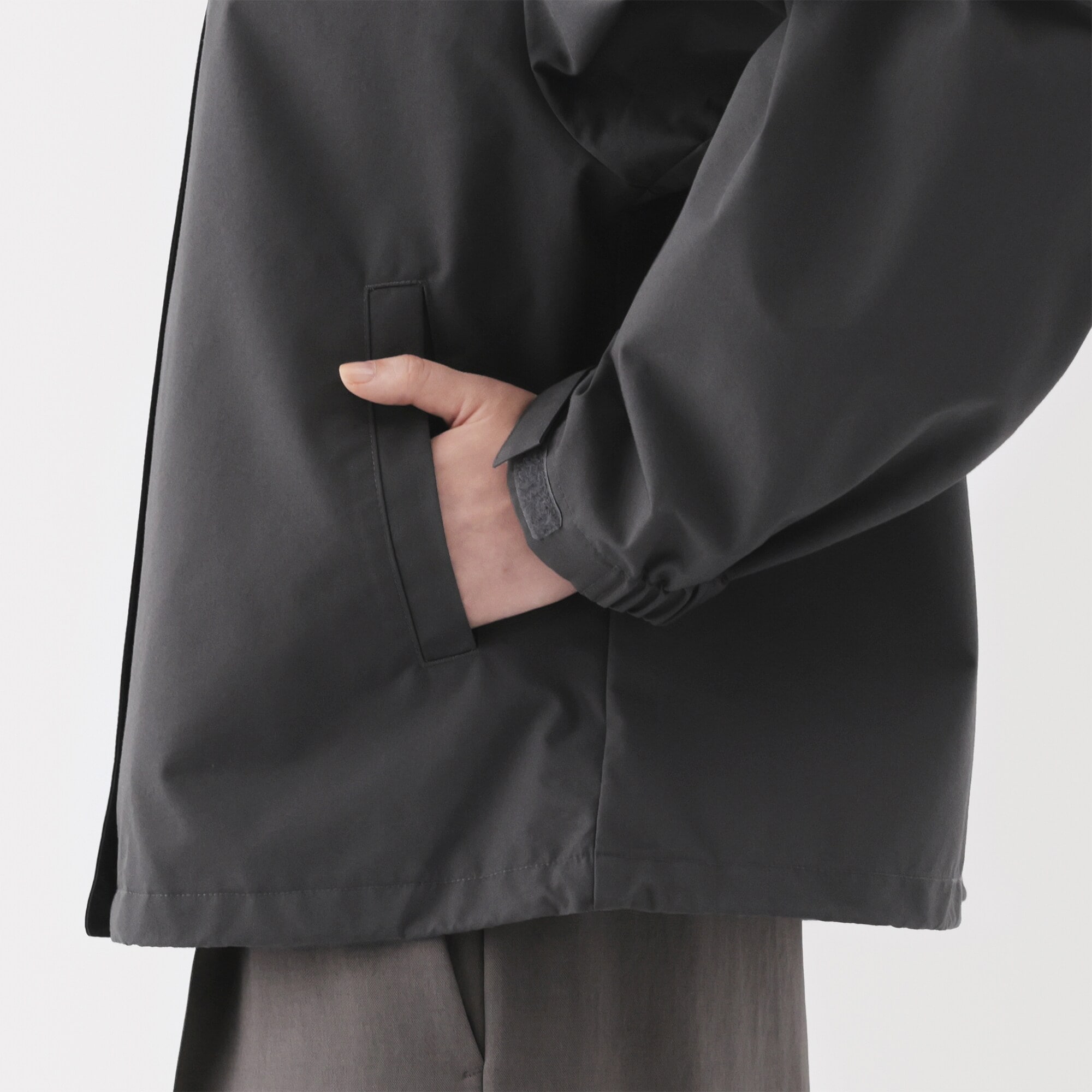 婦人　撥水　フードジャケット