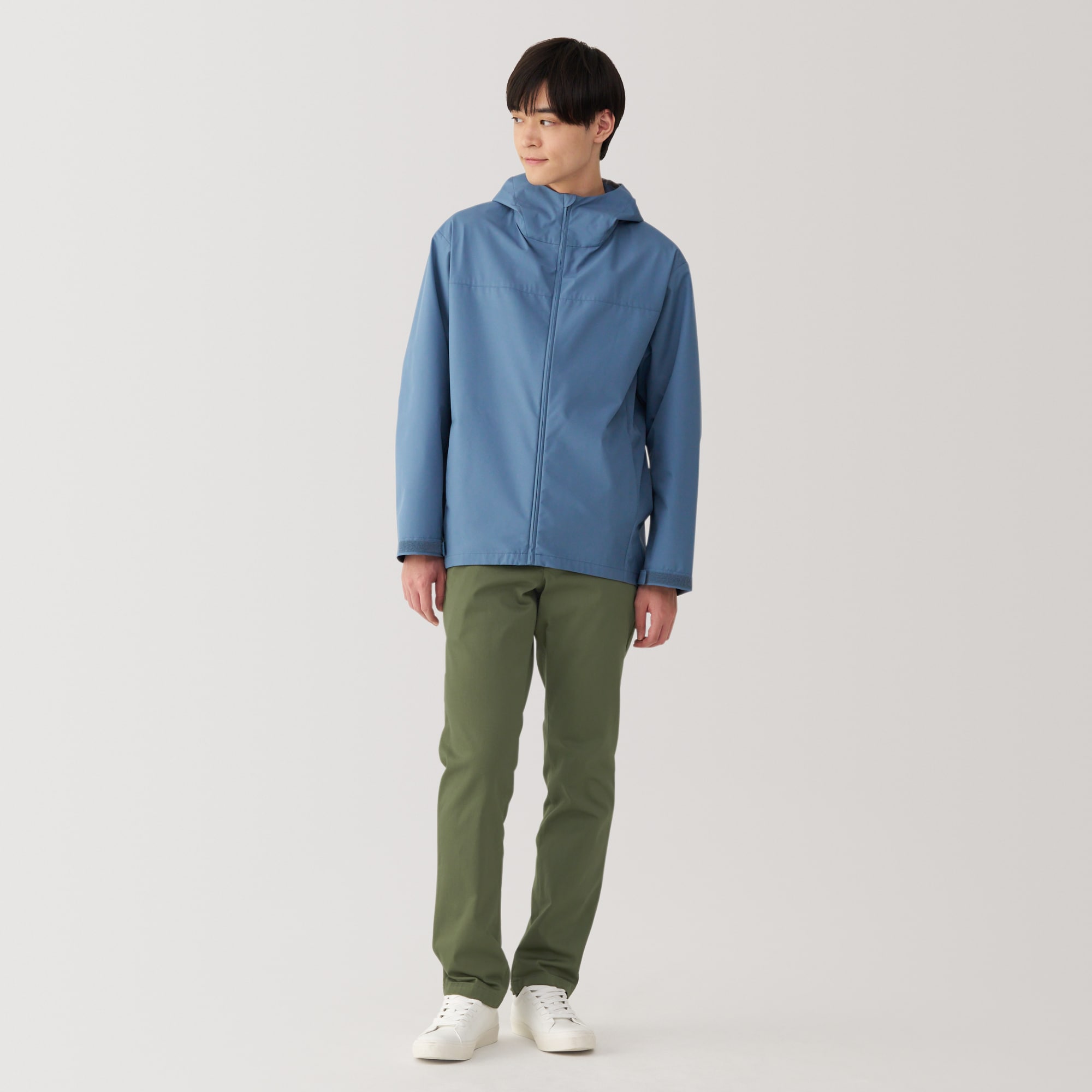 紳士　ストレッチチノスリムパンツ