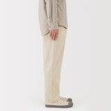 紳士　洗いざらしデニムイージーパンツ　生成