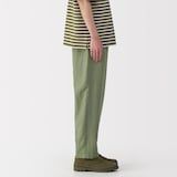 紳士　ヘンプ混ツイルタックストレートパンツ