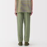 紳士　ヘンプ混ツイルタックストレートパンツ