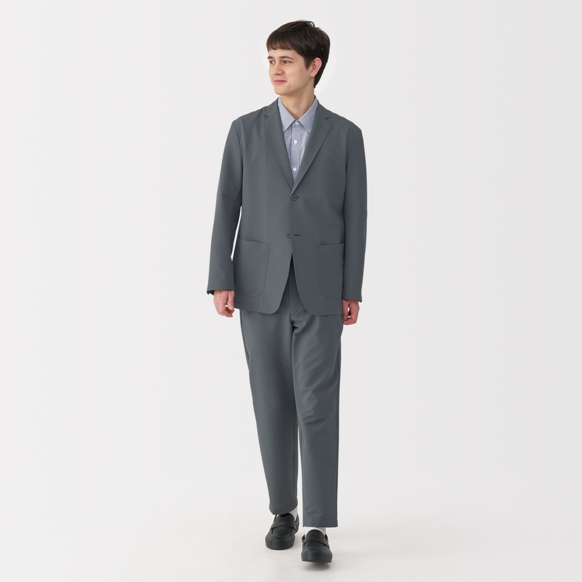 紳士　風を通すストレッチサッカーノータックパンツ