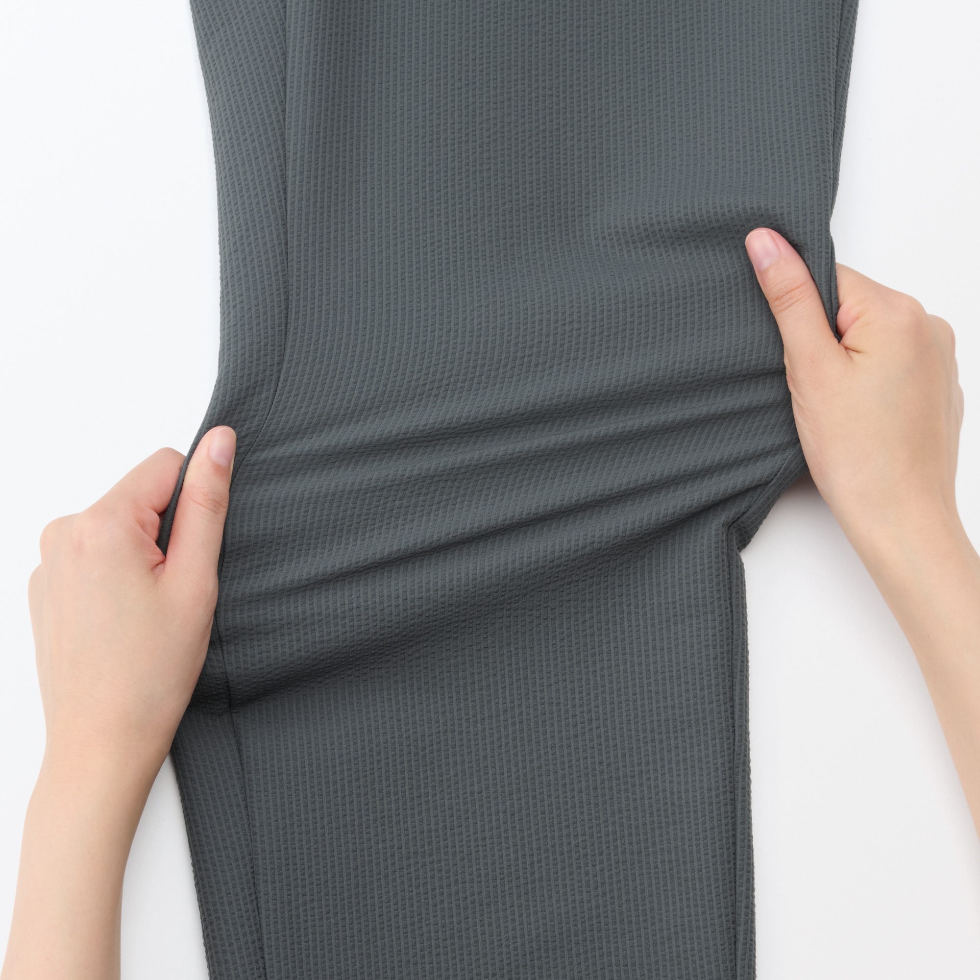 紳士　風を通すストレッチサッカーノータックパンツ