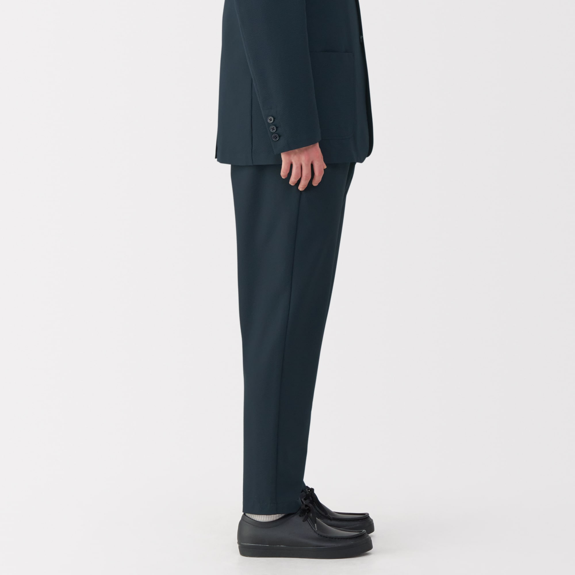 紳士　風を通すストレッチサッカーノータックパンツ