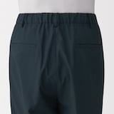 紳士　風を通すタックテーパードパンツ