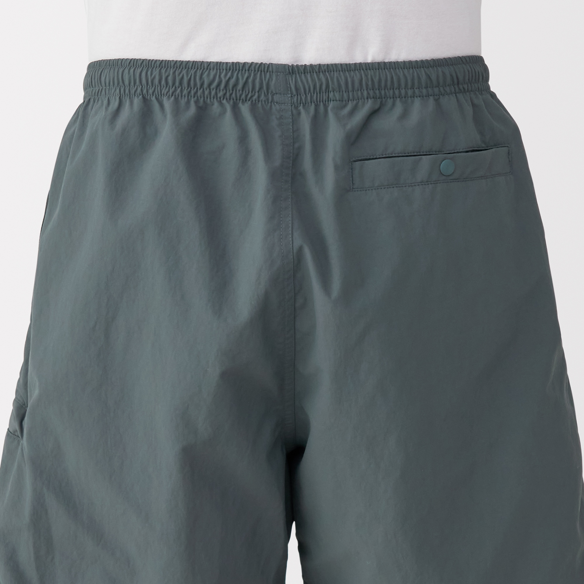 紳士　撥水ナイロンポケッタブルショートパンツ