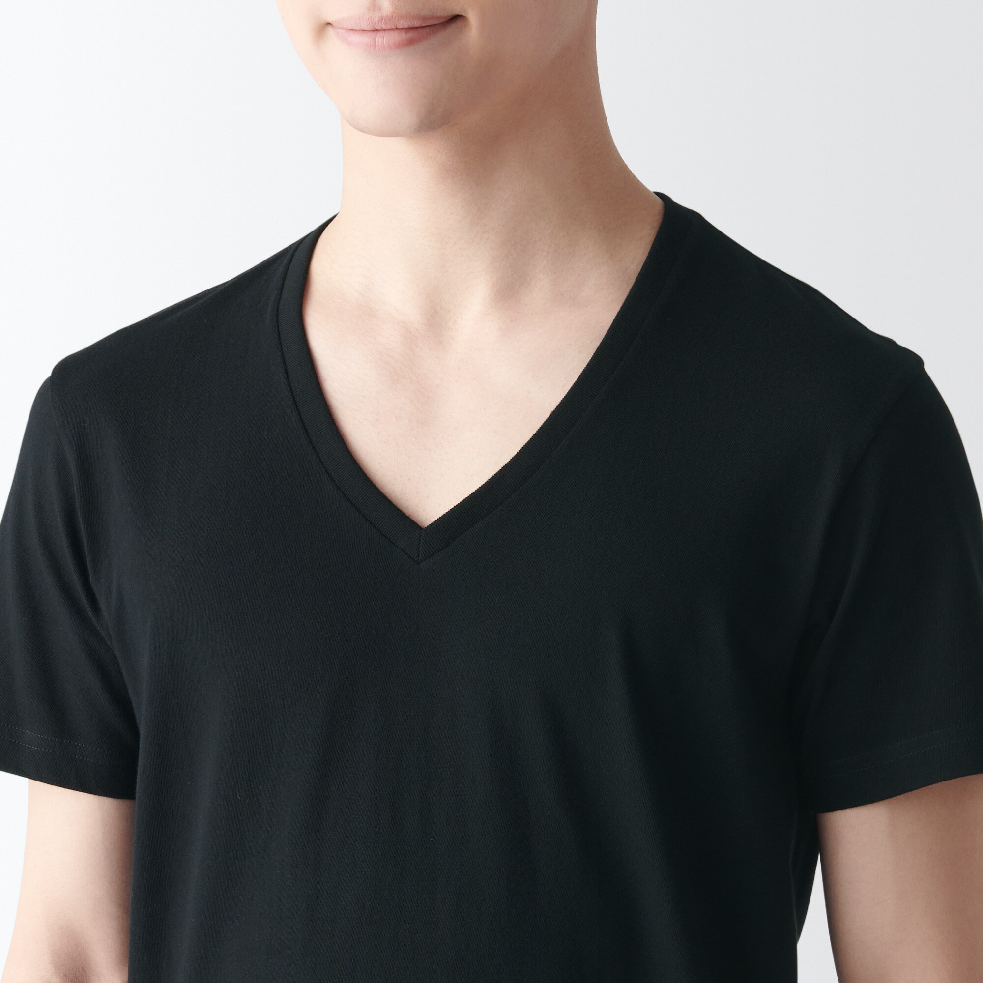 紳士　脇に縫い目のない　２枚組　Ｖネック半袖Ｔシャツ