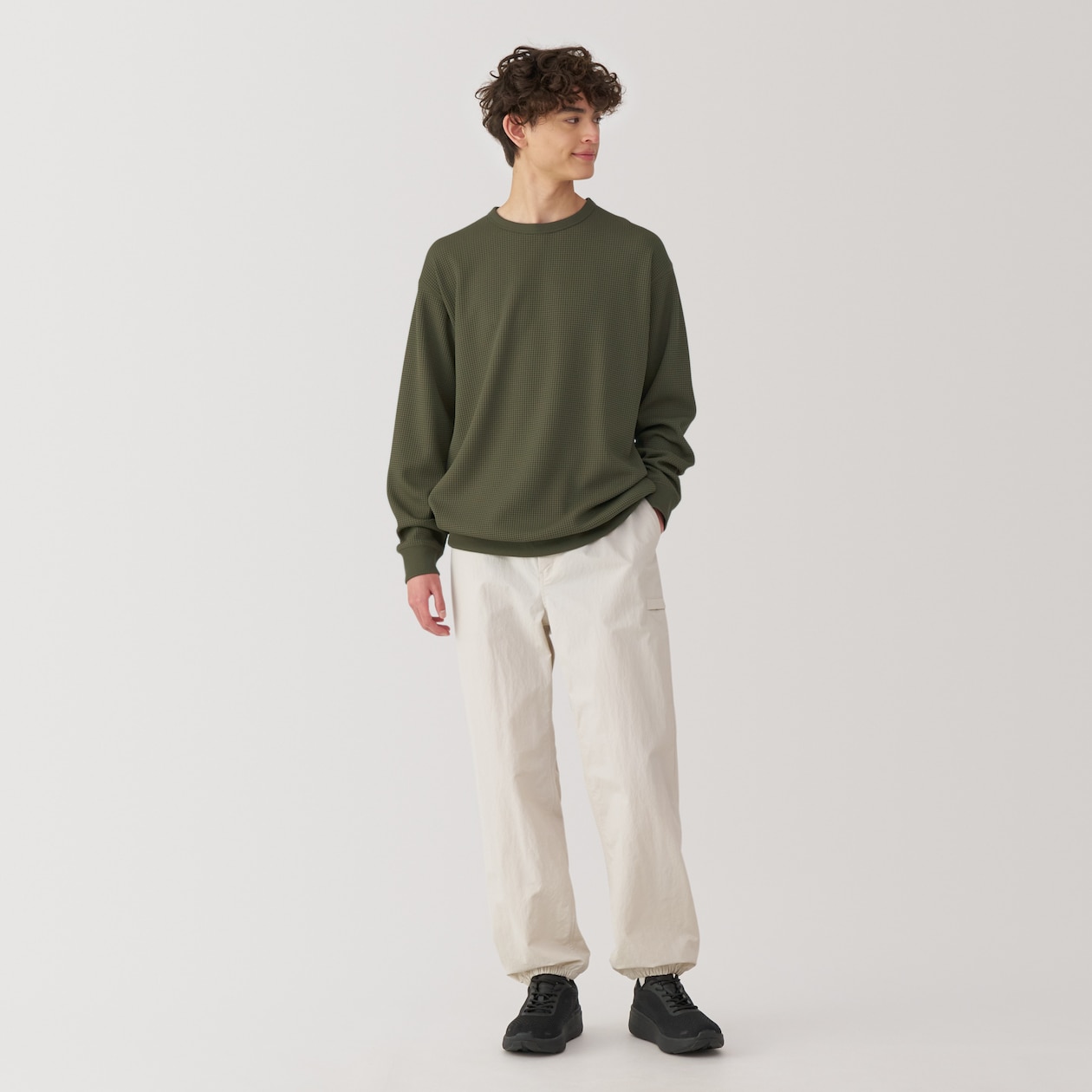 紳士　ＵＶカット乾きやすいワッフルクルーネック長袖Ｔシャツ