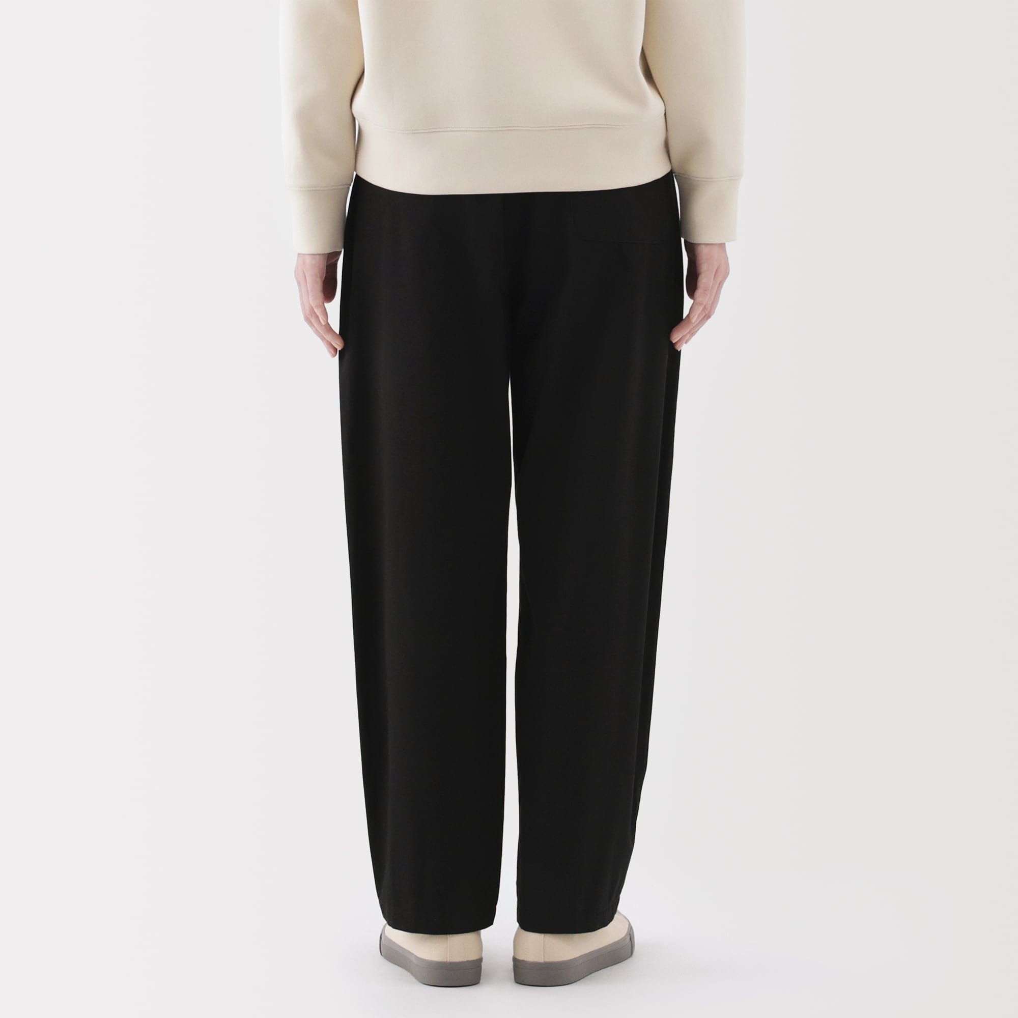 婦人　洗いざらし　コットンイージーテーパードパンツ