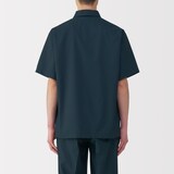 紳士　風を通す半袖布帛ポロシャツ