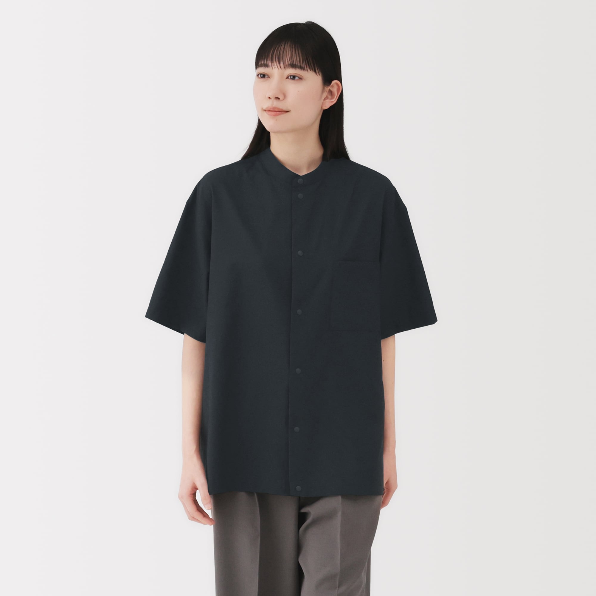 紳士 風を通すスタンドカラー半袖シャツ | 無印良品