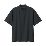 紳士　風を通すスタンドカラー半袖シャツ