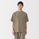 紳士　風を通すスタンドカラー半袖シャツ