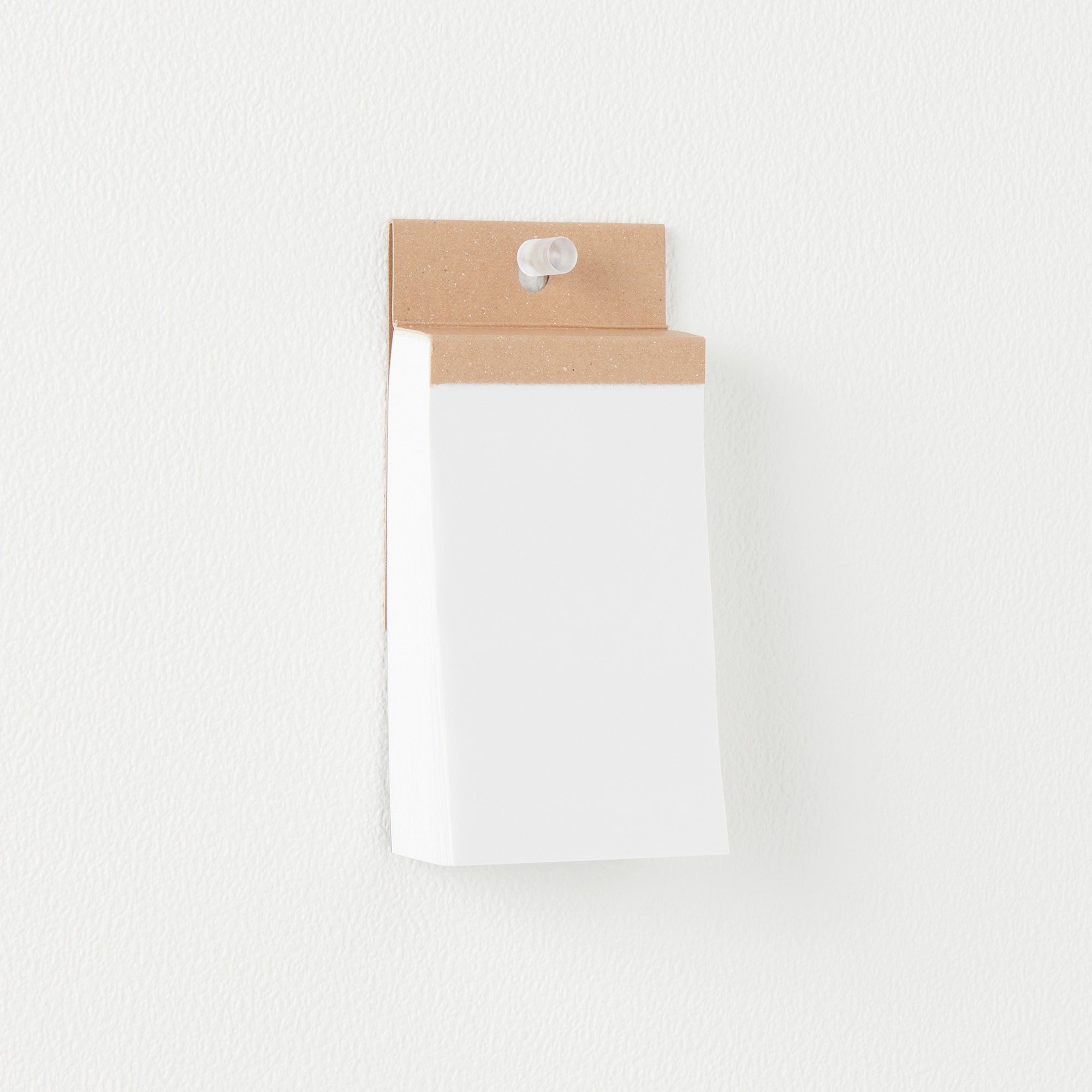 フック穴付きメモパッド　日めくりタイプ