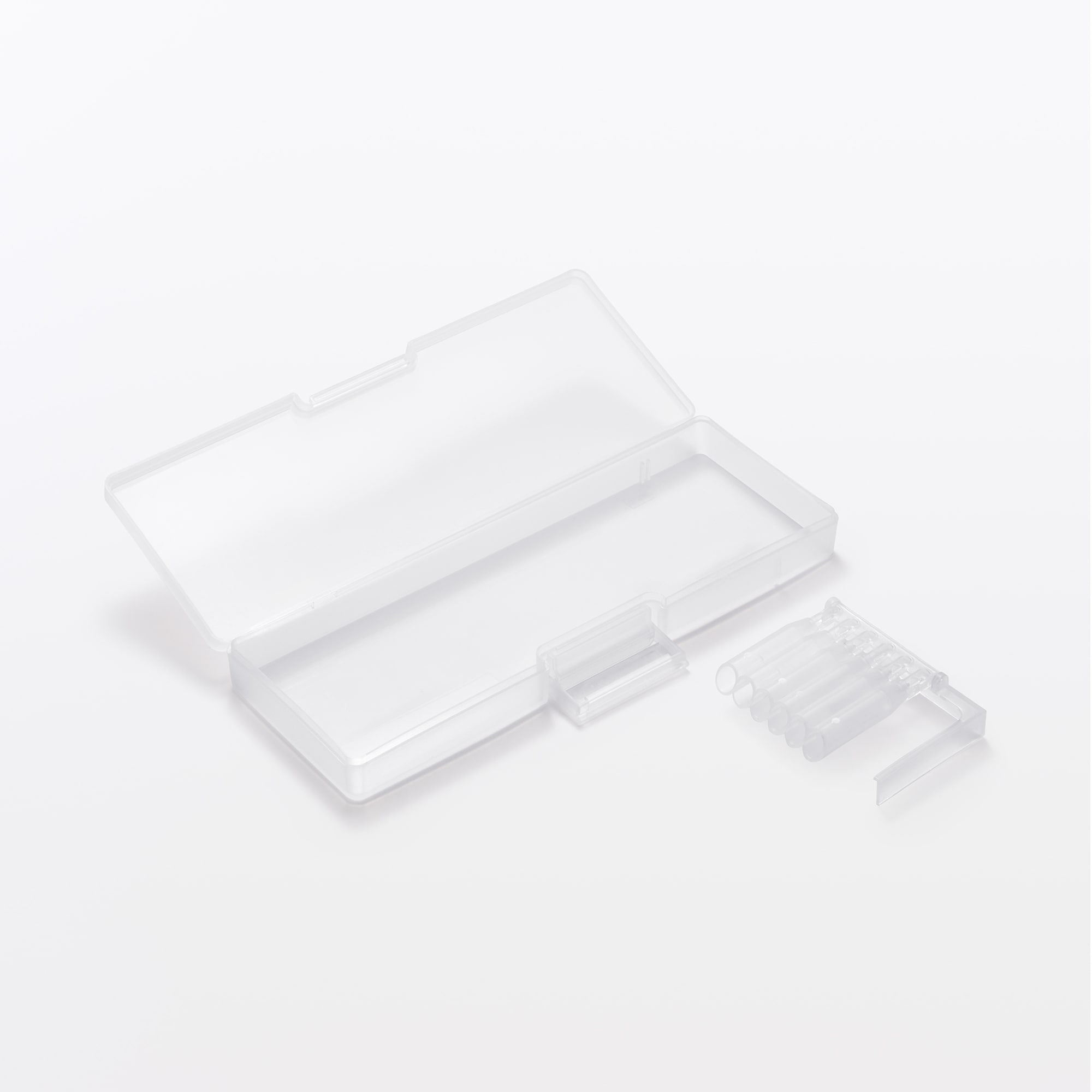 ポリプロピレン　仕切りが外せる筆箱