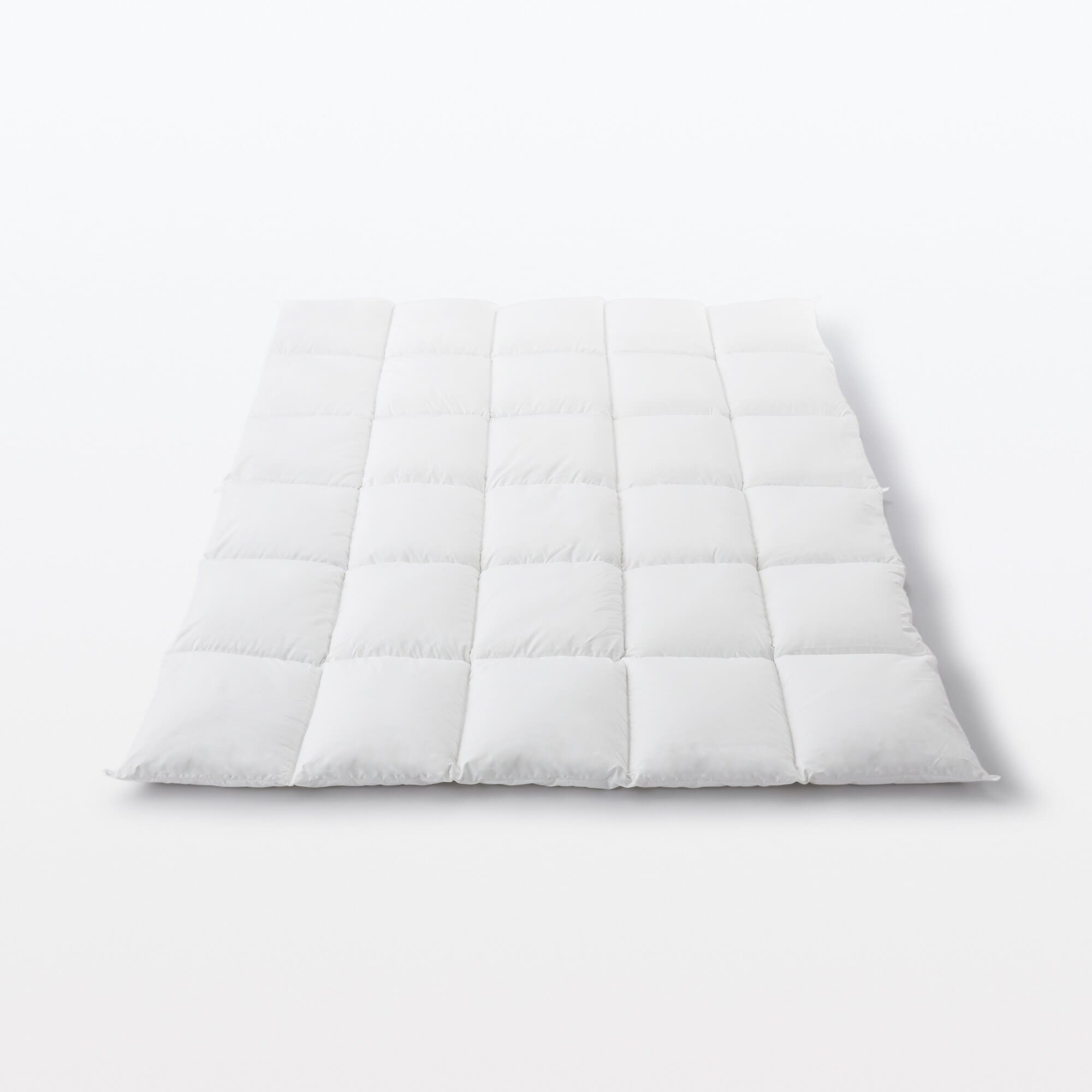 無印良品 防ダニ 洗えるポリエステル掛ふとん D（ダブル） Amazon｜無印良品 洗えるポリエステル掛ふとん 白 ダブル 190