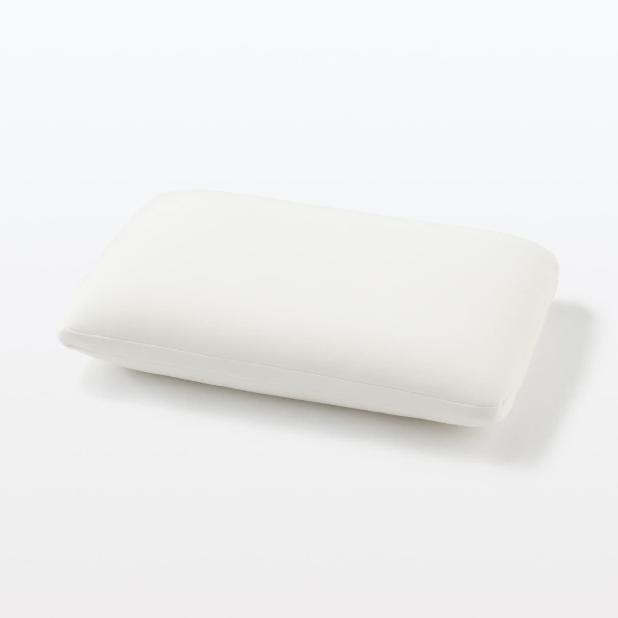 カバーが洗える　ふっくらまくら　４０×６０ｃｍ