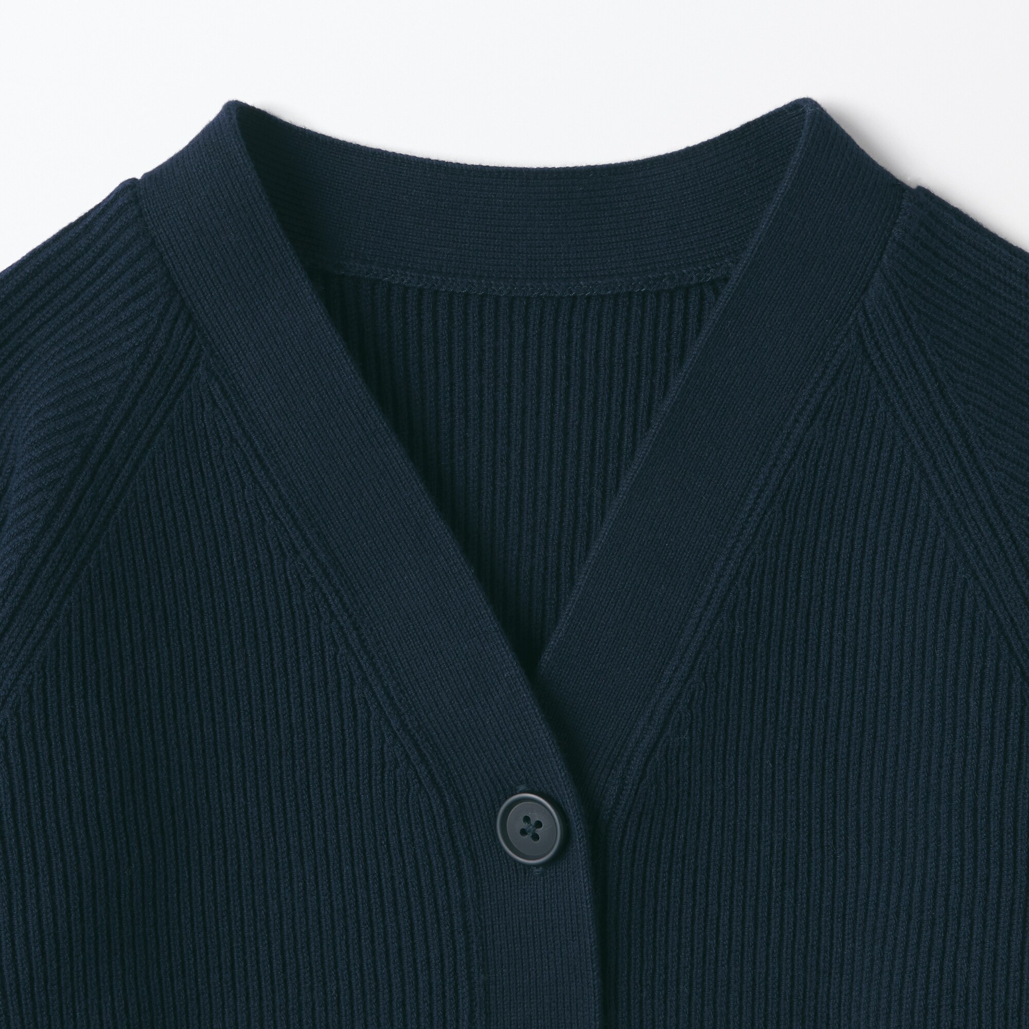 キッズ　洗えるニットＶネックカーディガン