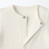 ベビー　脇に縫い目のない鹿の子編み半袖ショートオール