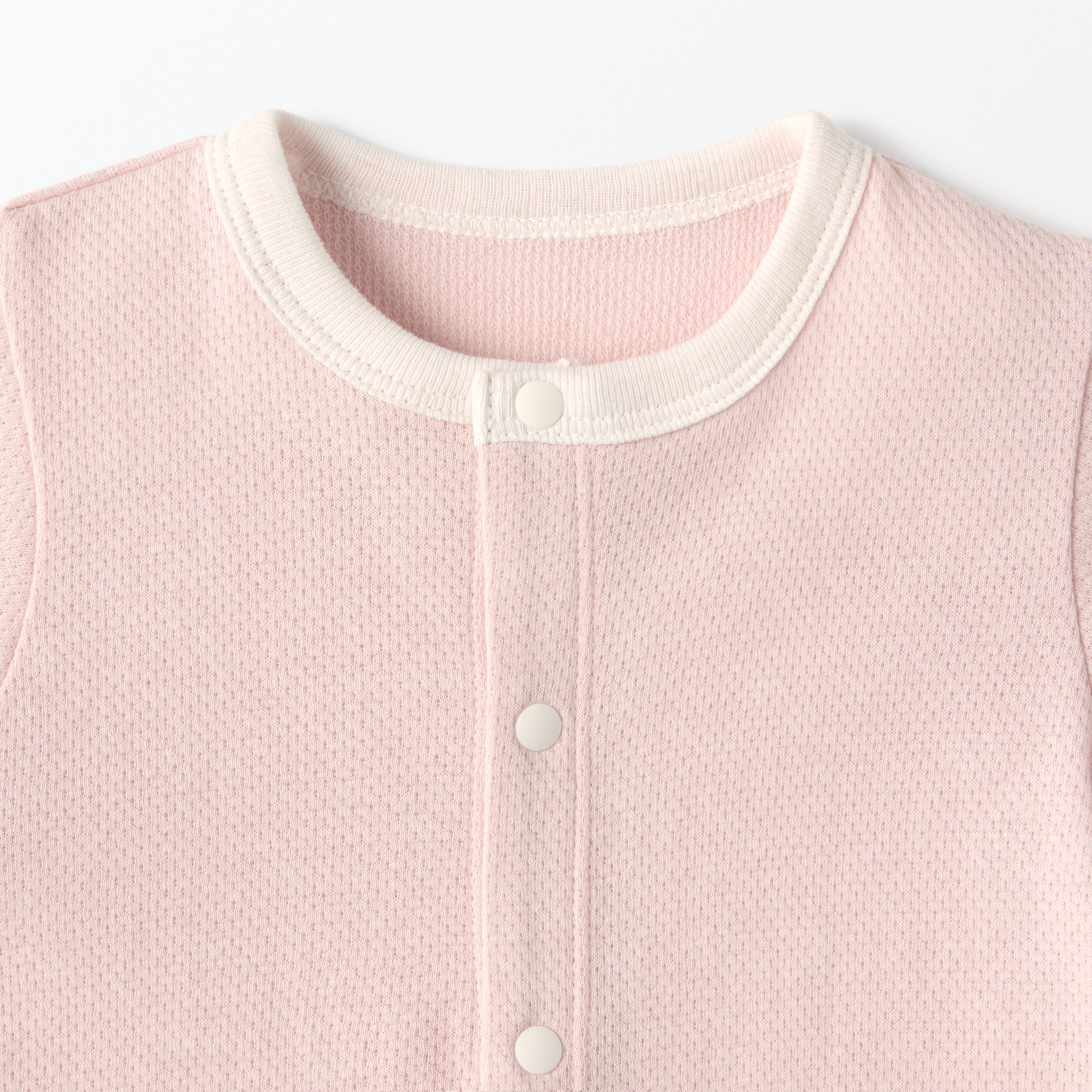 ベビー　脇に縫い目のない鹿の子編み半袖ショートオール