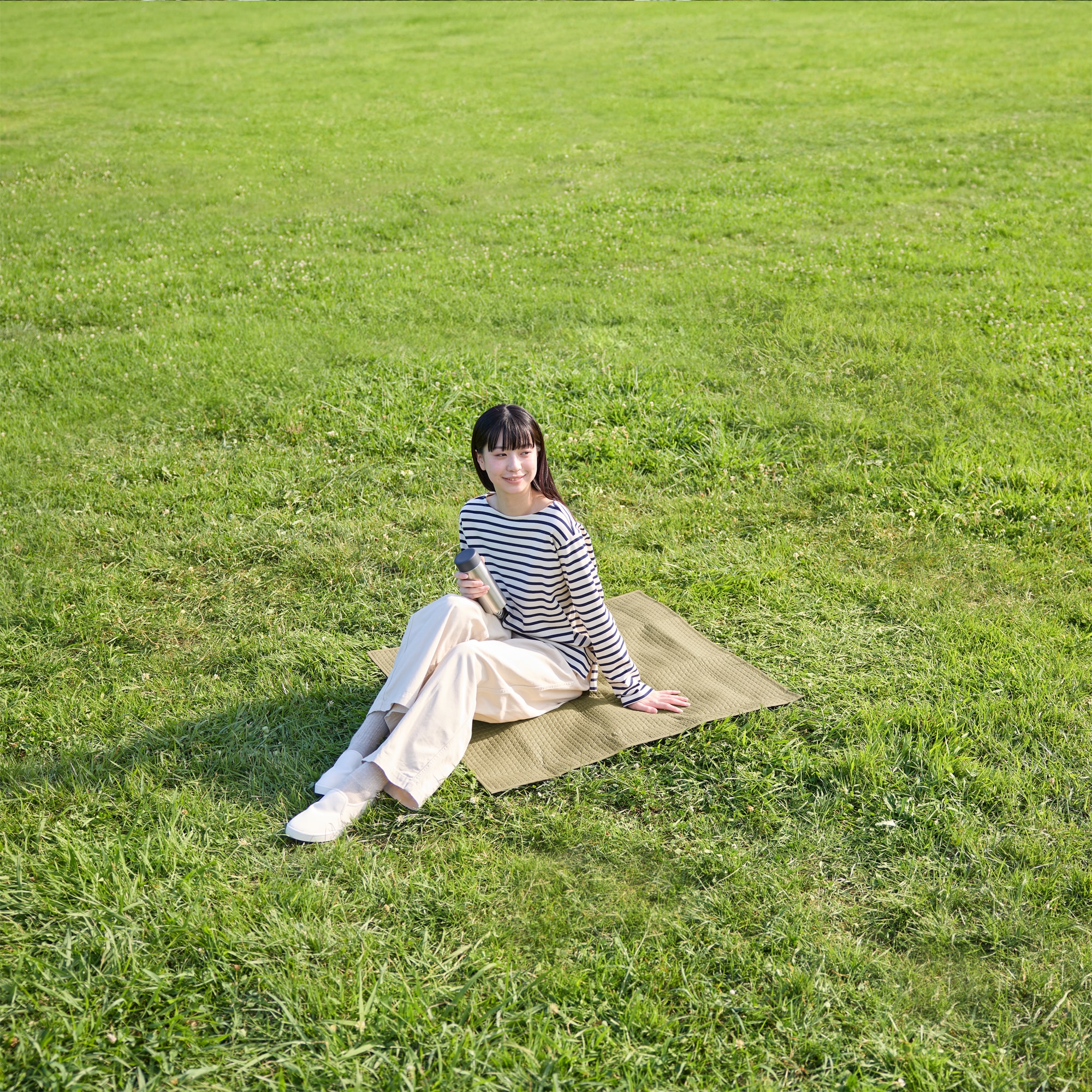 耐水　キルティングレジャーシート・９０×９０ｃｍ