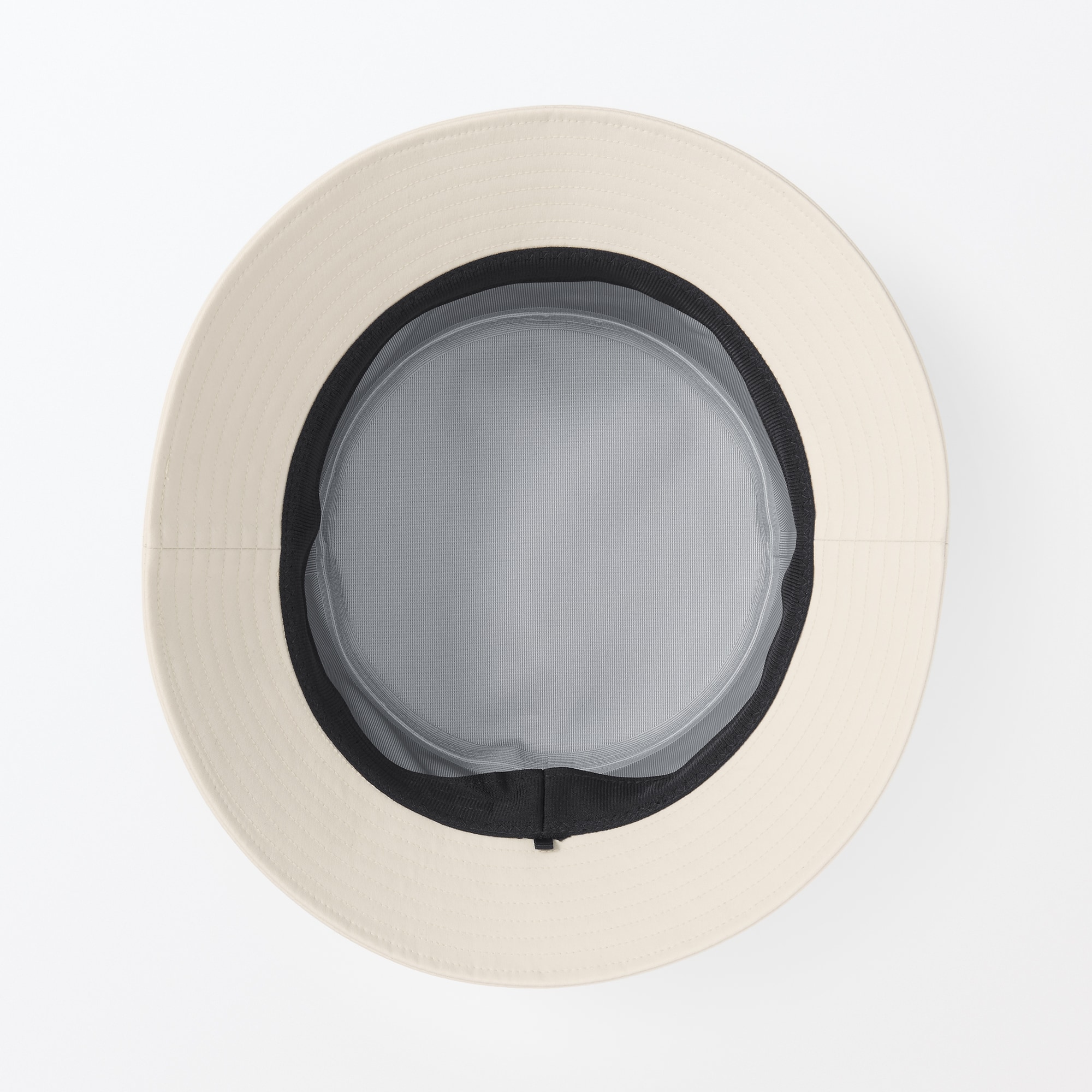 ＵＶカット　透湿撥水　防水テープ使い　バケットハット