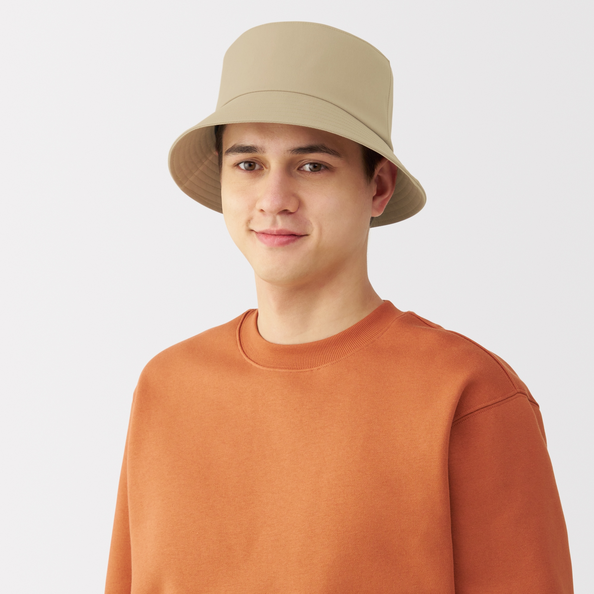 ＵＶカット　透湿撥水　防水テープ使い　バケットハット