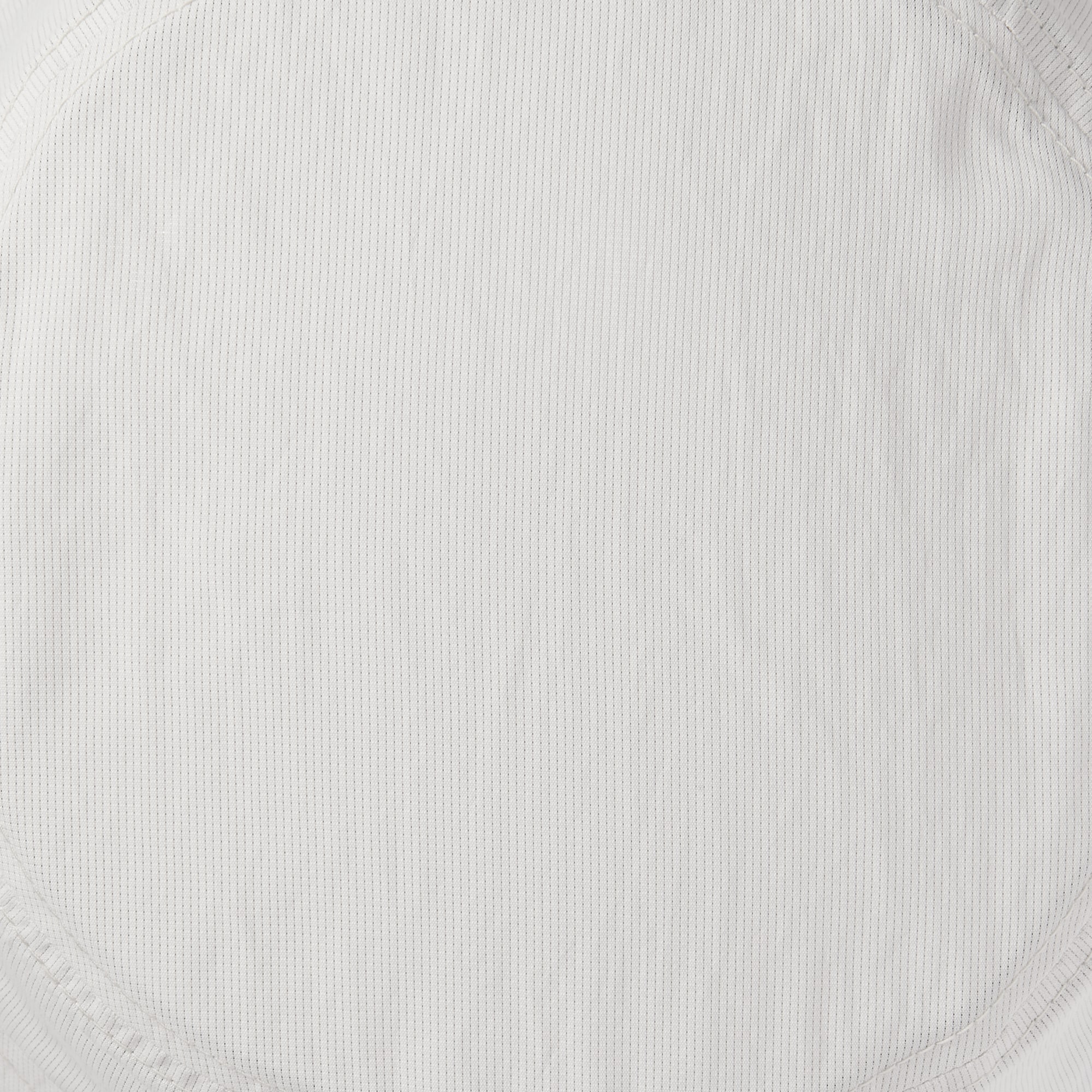 風を通す　ちいさくまとまる　バケットハット